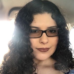 Meet your Posher, Marissa